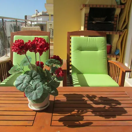 Mar E Apartment *